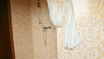 Chambre Double | Salle de bain
