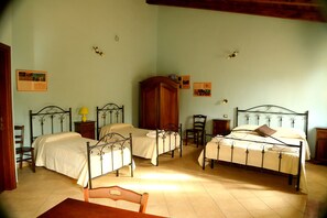 مكتب وأسرّة أطفال/رضّع وواي فاي مجانًا وتسهيلات لدخول الكراسي المتحركة