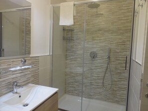 Bathroom - I vicini della cattedrale (Palermo)