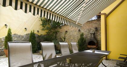 Hotel Curtea Brasoveana