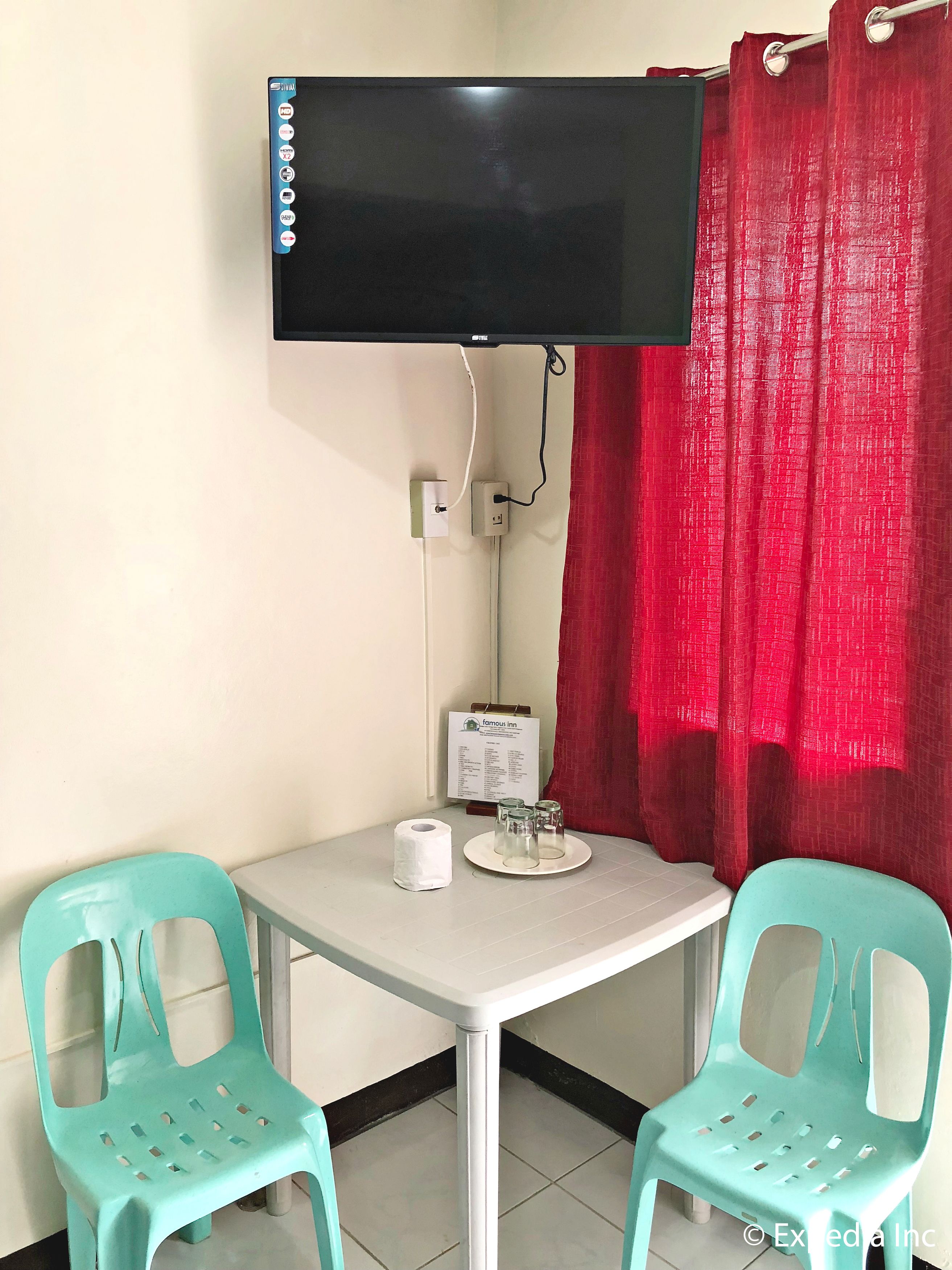 suite | room amenity