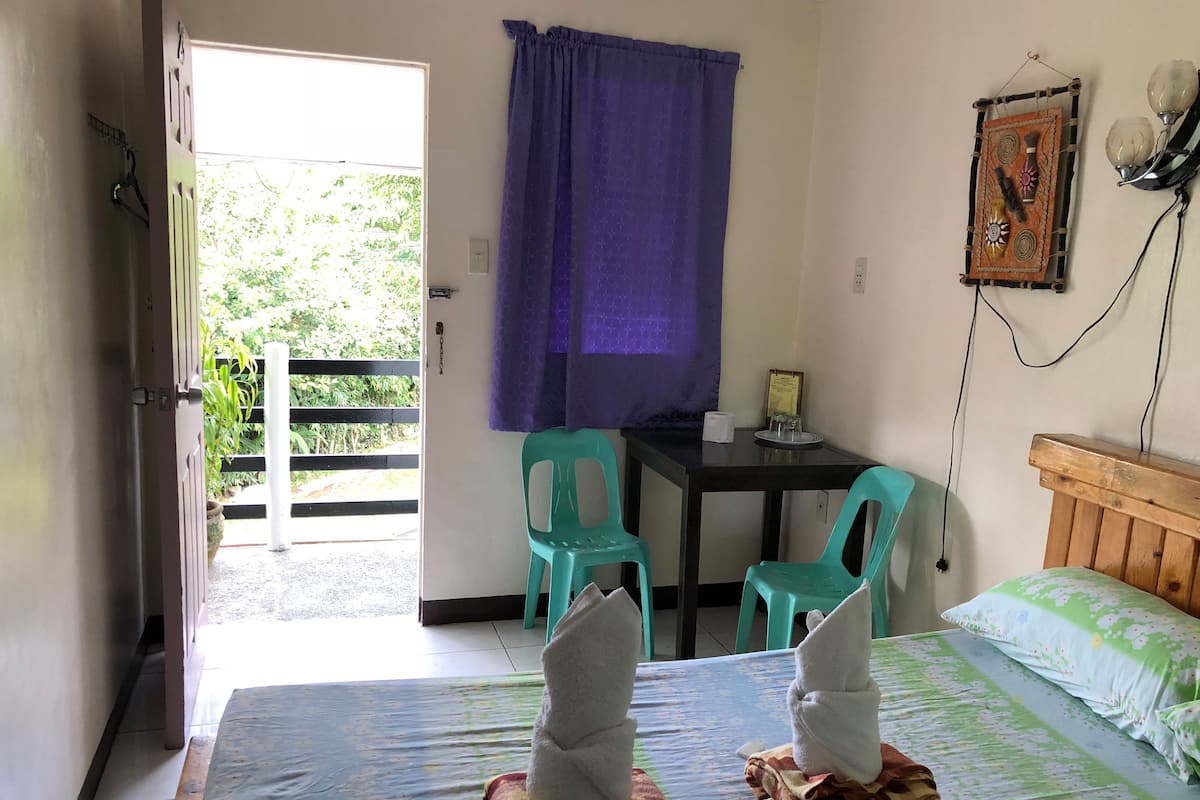 standard room | desk, iron/ironing board