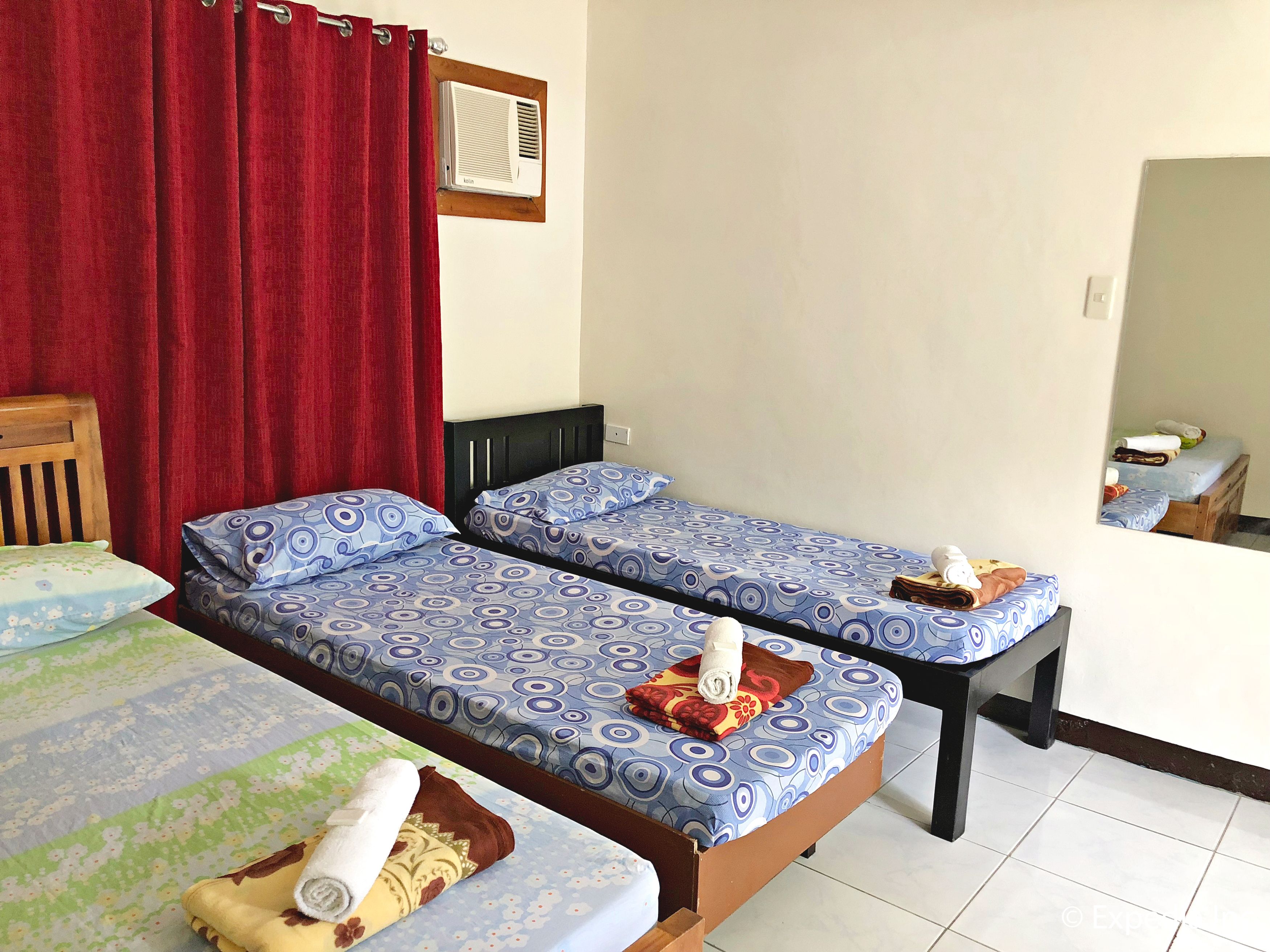 suite | desk, iron/ironing board