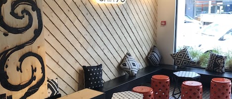 Sala de estar en el lobby