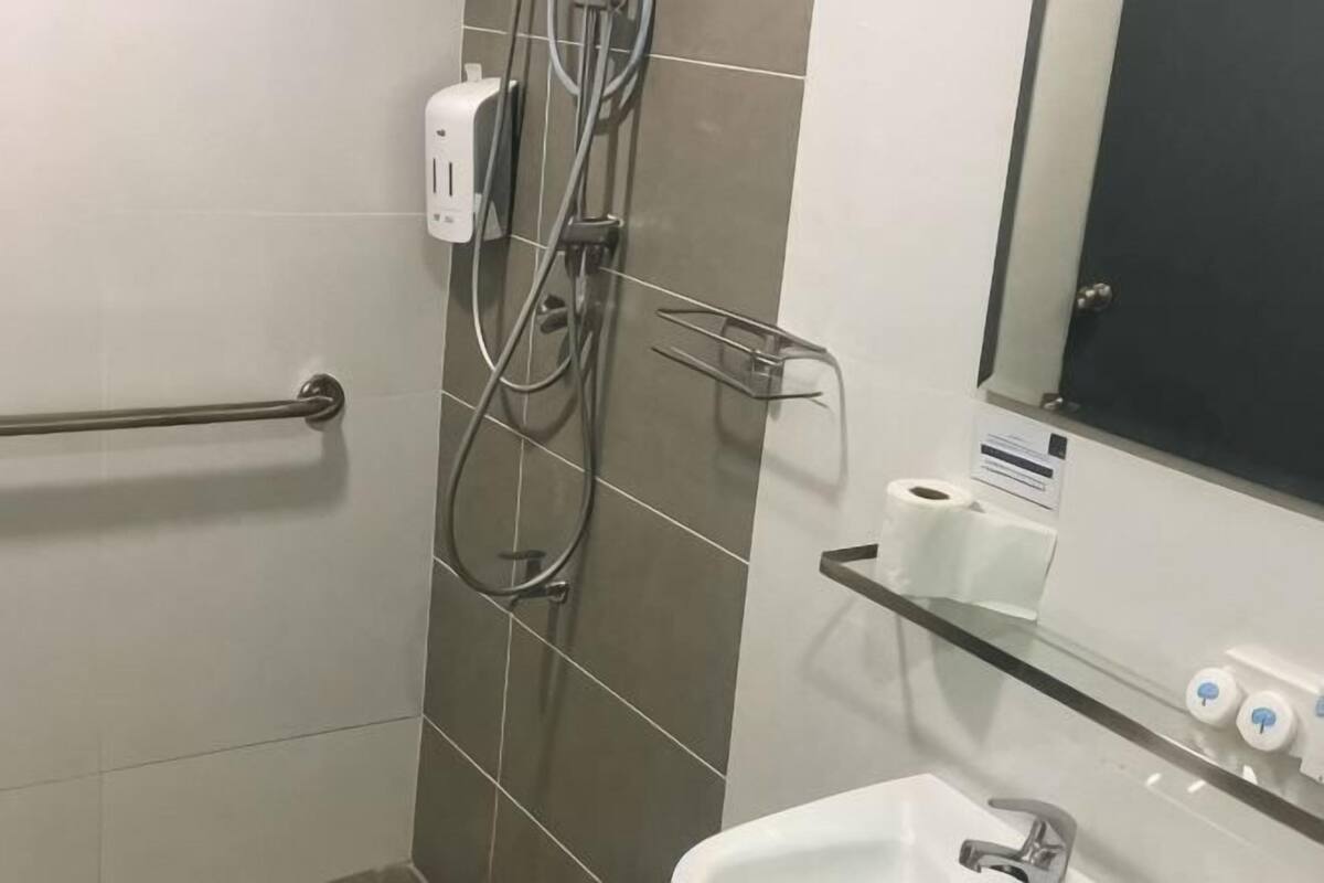 Bathroom | Shower, rainfall showerhead, free toiletries, hair dryer