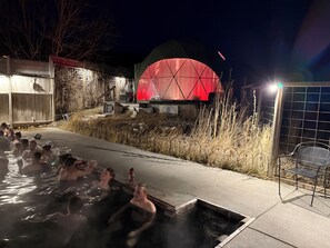 Bañera de hidromasaje exterior