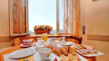 Colazione continentale a pagamento, servita tutte le mattine