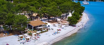 Arena One 99 Glamping