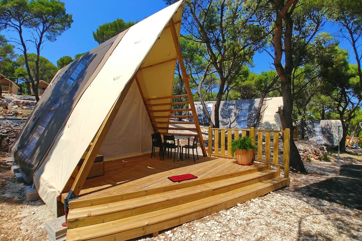 Comfort-telttamajoitus, 2 makuuhuonetta (Lodge 2+2) | Näkymä huoneesta