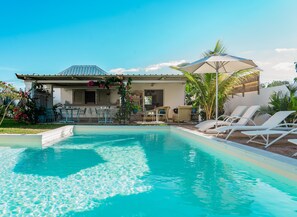 Piscine extérieure
