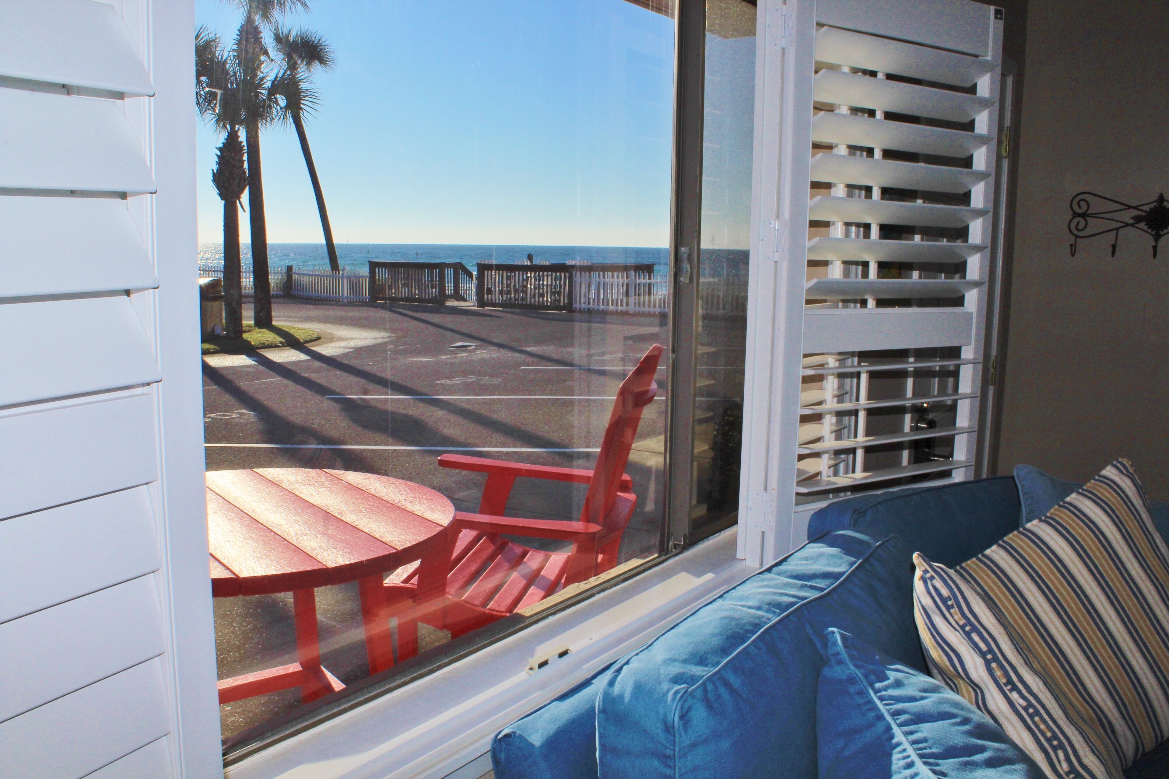 Capri by the Gulf 110, Luxury living on the Beach!