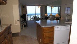 Fridge, microwave, dishwasher, coffee/tea maker - Aloha Condos, Ilikai Marina, Condo 1190, Oceanfront, AC (Honolulu)