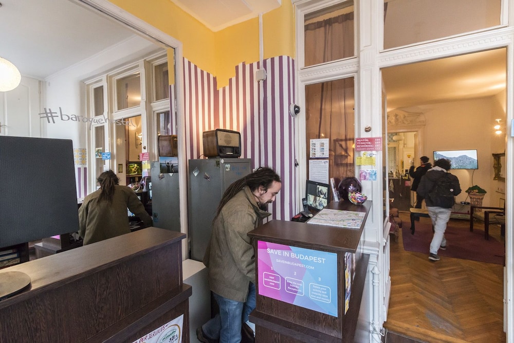 Baroque Hostel by null