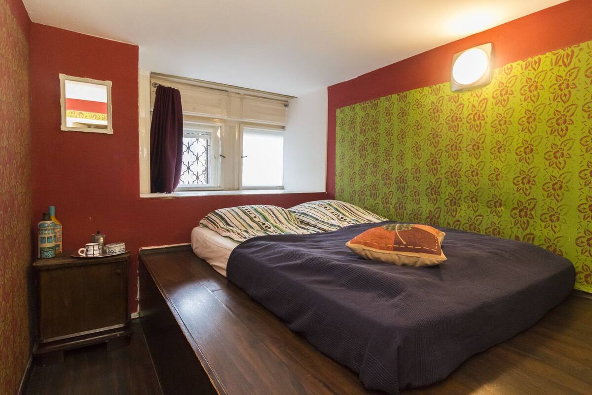 Basic Double Room, 1 Queen Bed | WiFi (free), bed sheets