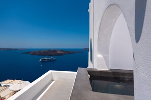 Standard Double Room, Sea View | Terrace/patio - Katris Apartments (Santorini)