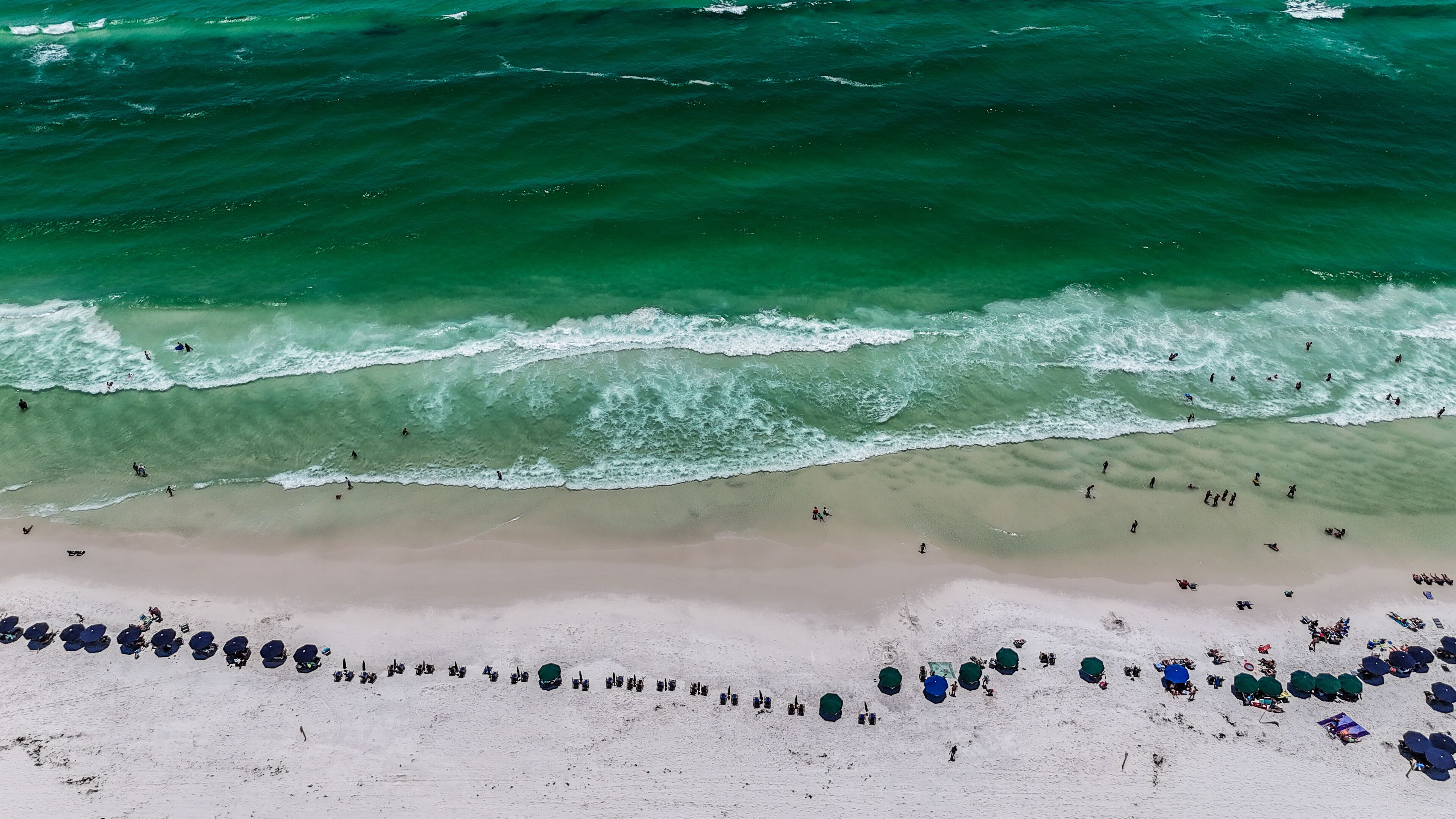 Capri by the Gulf 123, Complimentary Beach Service Included!