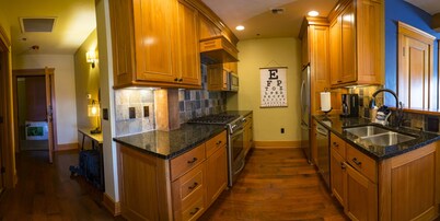 Fisher Bros flats 201