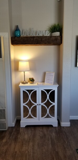 Interior - SEE SEAEN Oceano Pismo Grover Avila Shell Beach  (Oceano)