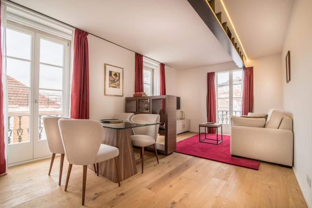 Appartement, 2 slaapkamers | 1 slaapkamer, een kluis op de kamer, verduisterende gordijnen