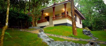 Green Garden Daisy Villa  - Double Bed Room