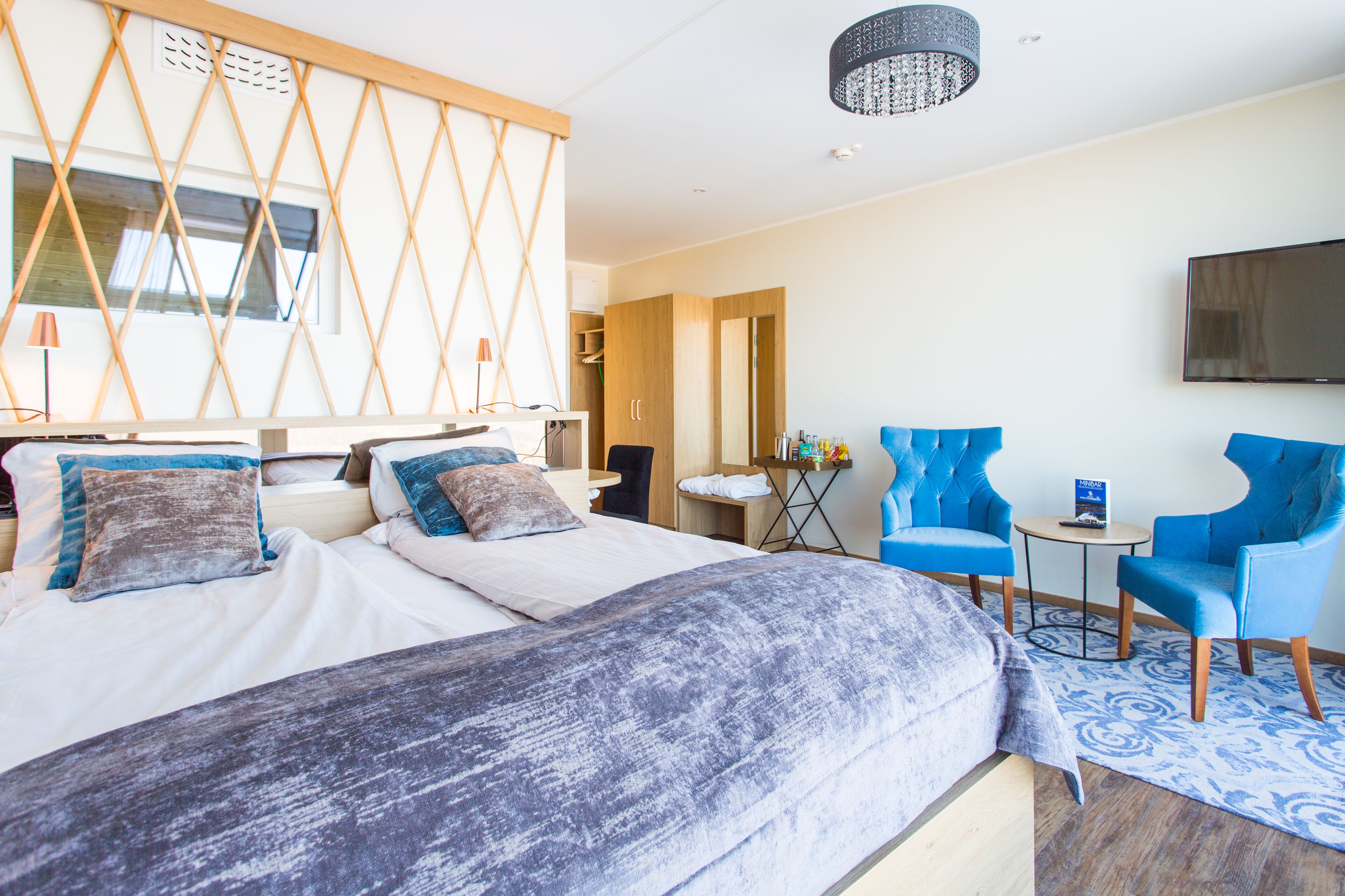 Deluxe Double Room, Sauna (Incl. spa entry) | Minibar, in-room safe, blackout curtains, iron/ironing board