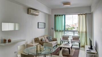 Kondominium Superior, 2 kamar tidur, 2 kamar mandi | Area keluarga | TV layar datar