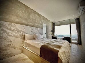 Romantisches Doppelzimmer, Balkon, Meerblick | Wohnbereich