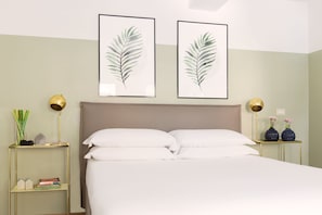 Appartement, 1 chambre, non-fumeurs, vue ville | 1 chambre, fer et planche à repasser, lits bébé (gratuits)