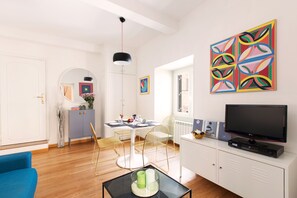 Apartment, 1 Bedroom, Non Smoking, City View | Living area | Flat-screen TV - Rome Accommodation - Farnese (Rome)