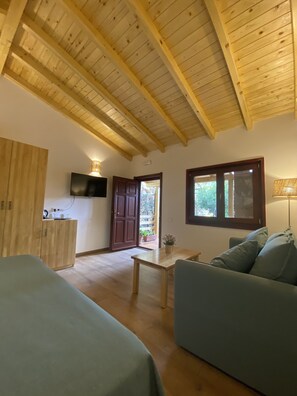 Habitación familiar (Wooden Room) | Sábanas de algodón egipcio, ropa de cama de alta calidad y edredón 