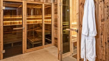 Sauna, Körperbehandlungen, Aromatherapie, Ganzkörperwickelbehandlung