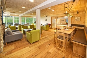 Lobby lounge -  Interest Vitalhotel (Oberstaufen)