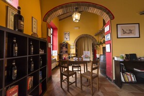 Reception - Wine Resort Colsereno (Montalcino)