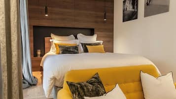 Deluxe Double Room | Premium bedding, down duvets, pillow-top beds, blackout curtains