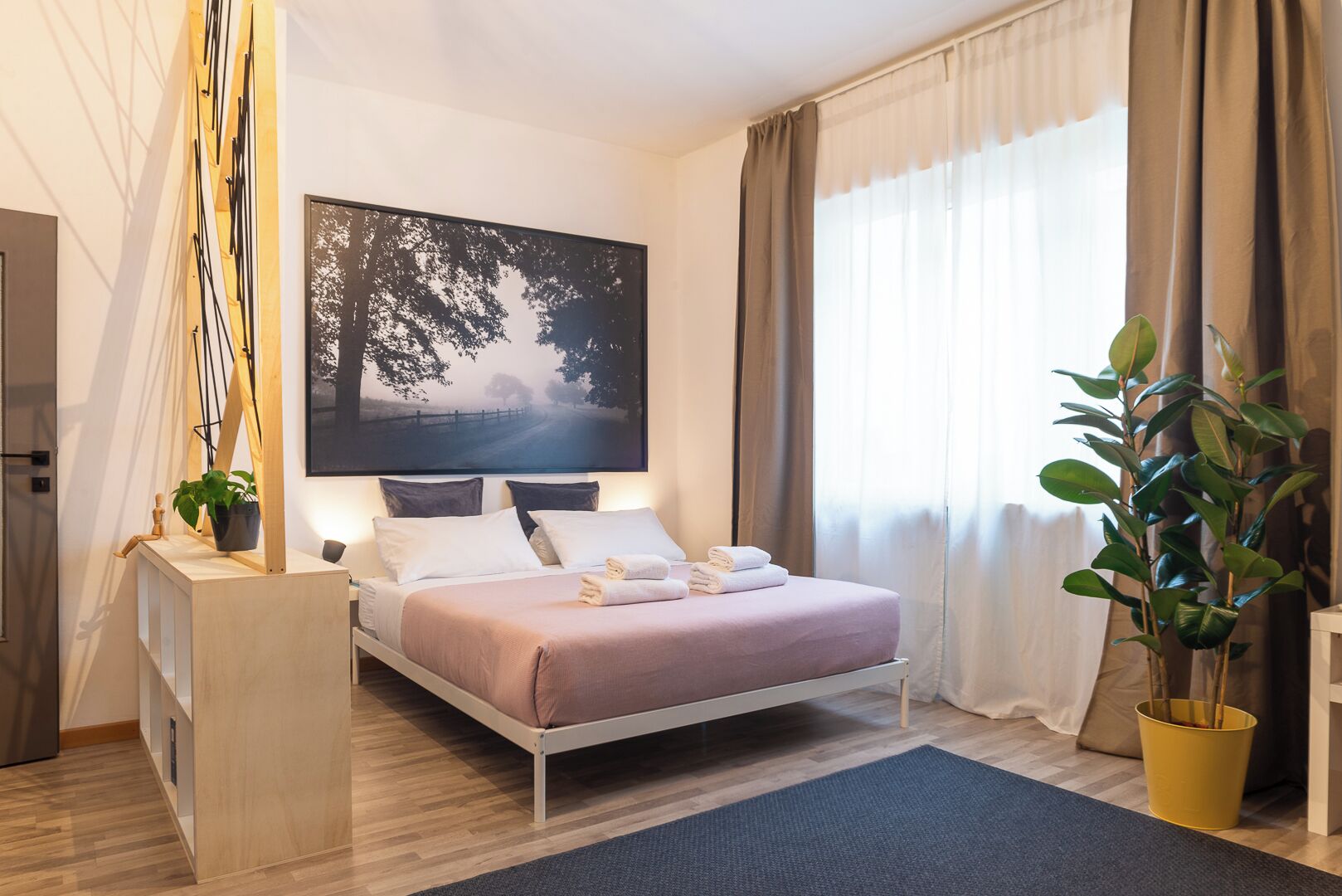 Apartment, 1 Bedroom | Desk, iron/ironing board, free WiFi, bed sheets