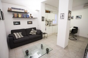 1 Schlafzimmer, Babybetten