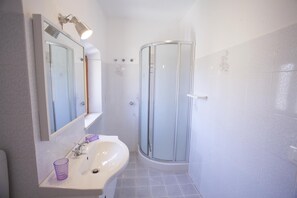 Shower - Appartamento Bilo Chiara (Campo nell'Elba)