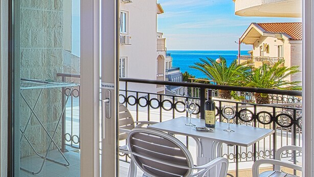 Studio, vue sur la mer, face à la mer | Terrasse/patio