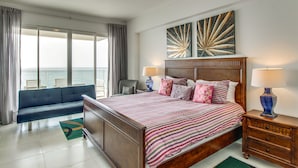 Superior Apartment, 3 Bedrooms, 2 Bathrooms, Ocean View - Torre Hemingway Piso 16 (Guayacanes)