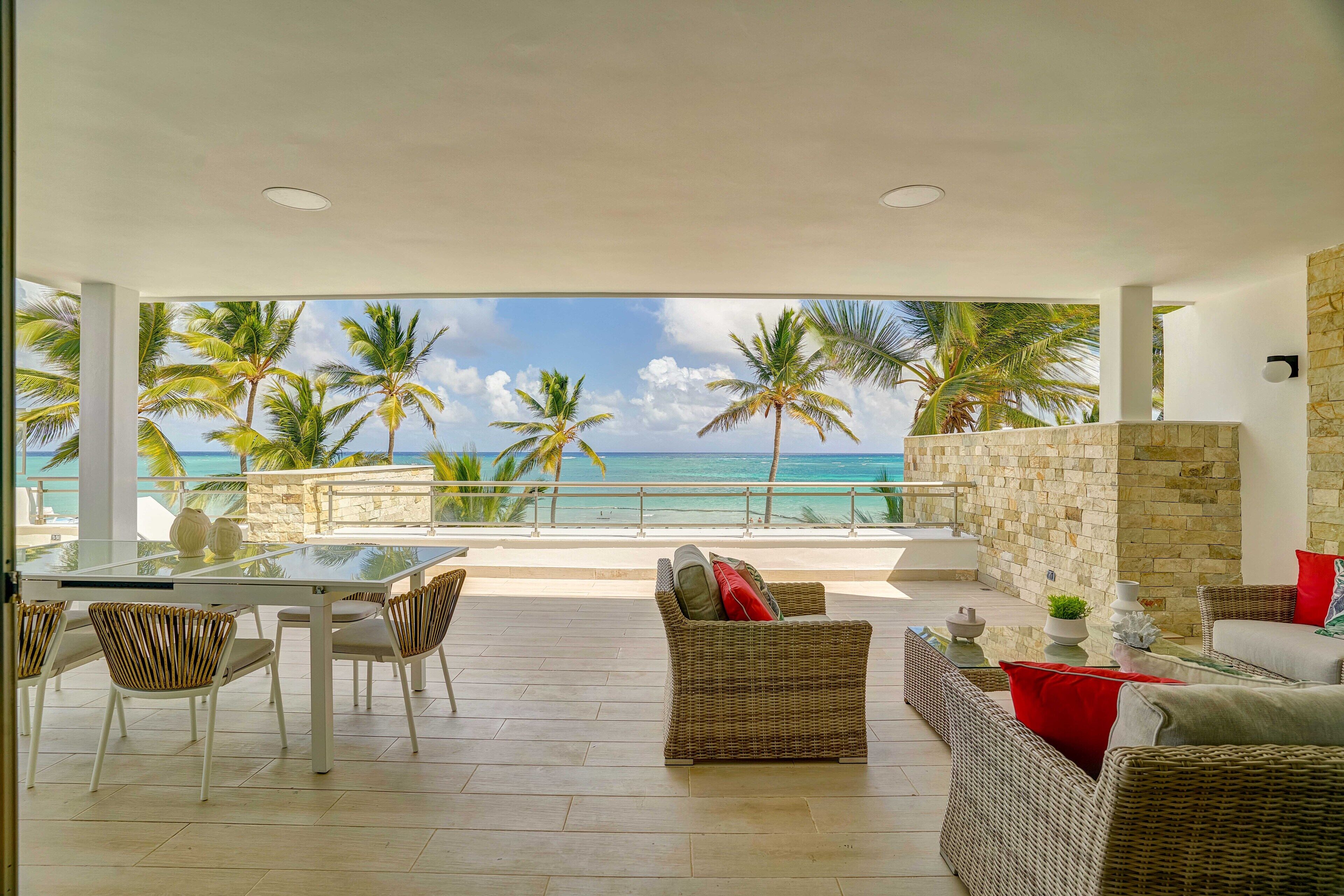 เพรสซิเดนเชียลเพนท์เฮาส์ | ลานระเบียง/นอกชาน