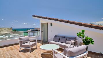 Penthouse de lujo, 3 habitaciones | Terraza o patio