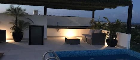 Outdoor pool, a rooftop pool