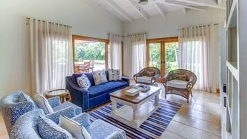 Superior House, 4 Bedrooms, Private Pool | Living room | TV