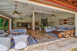 Hus Superior - 4 sovrum - privat pool | Terrass/Patio