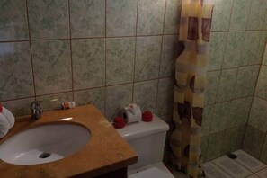 Perlengkapan mandi gratis dan handuk