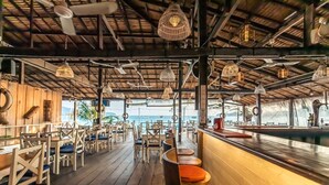 Breakfast, lunch, dinner and brunch served - Sara Resort (Koh Rong Sanloem)