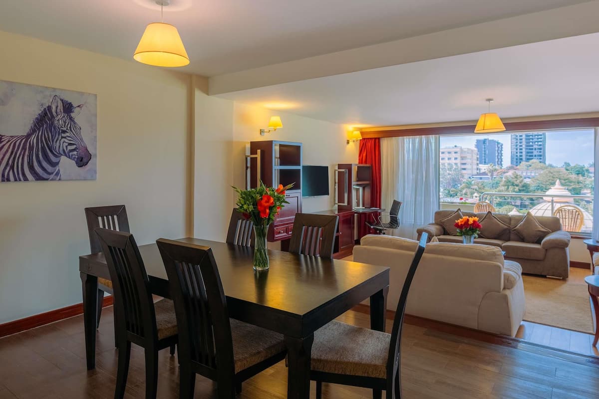 Room, 1 King Bed | 1 bedroom, Egyptian cotton sheets, premium bedding, pillowtop beds