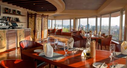 Mövenpick Hotel & Residences Nairobi