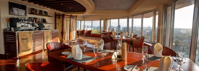 Mövenpick Hotel & Residences Nairobi