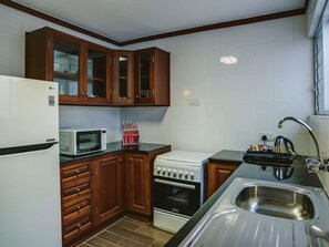 Habitació, 2 llits dobles | Llençols de cotó egipci i roba de llit d'alta qualitat 